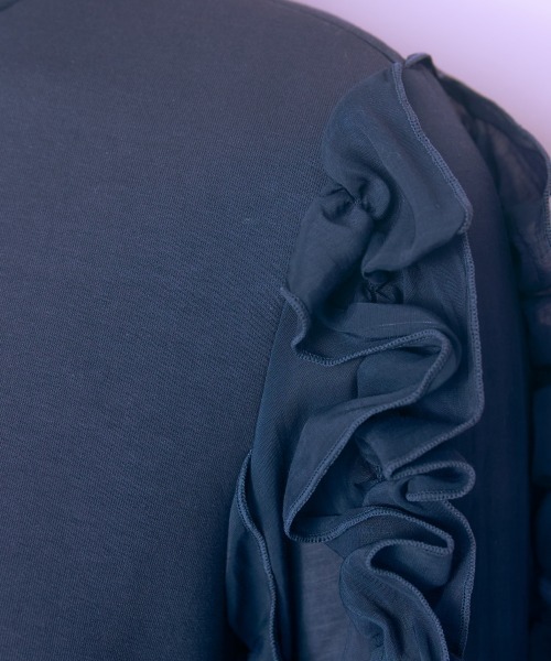 marun（マルン）の「＜大きいサイズ＞袖ボリュームカットソー　marun（Tシャツ/カットソー・レディース・ホワイト/ダークネイビー・L/LL/3L/4L/5L）」の19枚目の写真