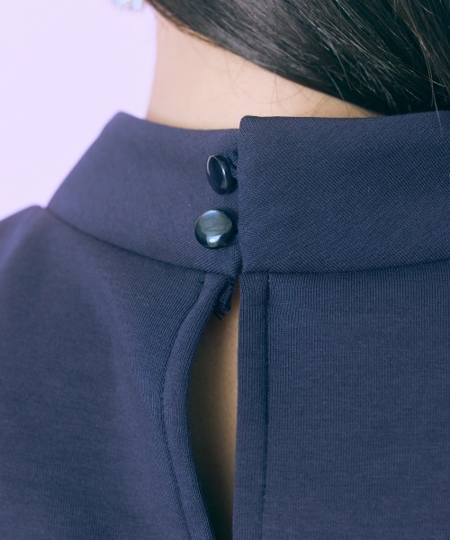 marun（マルン）の「＜大きいサイズ＞袖ボリュームカットソー　marun（Tシャツ/カットソー・レディース・ホワイト/ダークネイビー・L/LL/3L/4L/5L）」の22枚目の写真