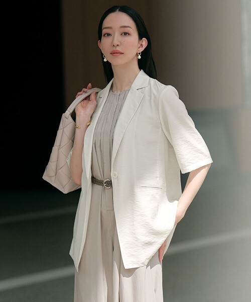 新品 2025SS 23区 ハーフスリーブジャケット Oggi6月号掲載 23区 ジャケット テーラードジャケット 「Oggi6月号掲載/速乾性