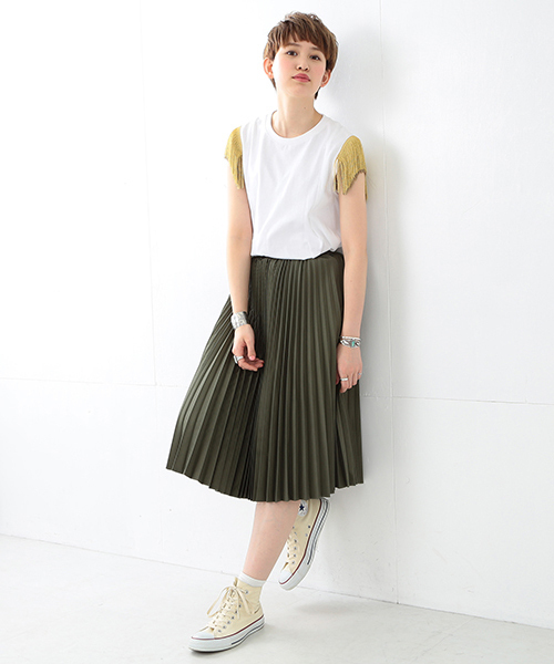 Ray BEAMS(レイビームス)の「Ray BEAMS / ミモレ丈 プリーツスカート(スカート・レディース・オリーブ/ブラック・1/0)」の18枚目の写真