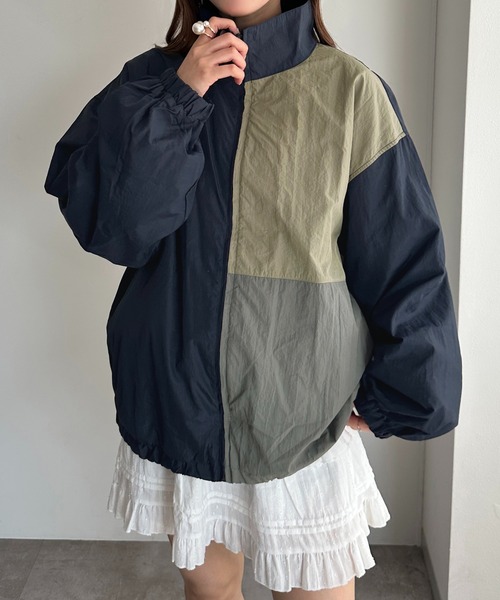 apres jour mignon(アプレジュールミニョン)の「配色ナイロンブルゾン(ブルゾン・レディース・ブラック/ネイビー・フリー/X-LARGE)」の10枚目の写真