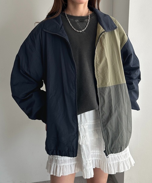 apres jour mignon(アプレジュールミニョン)の「配色ナイロンブルゾン(ブルゾン・レディース・ブラック/ネイビー・フリー/X-LARGE)」の16枚目の写真