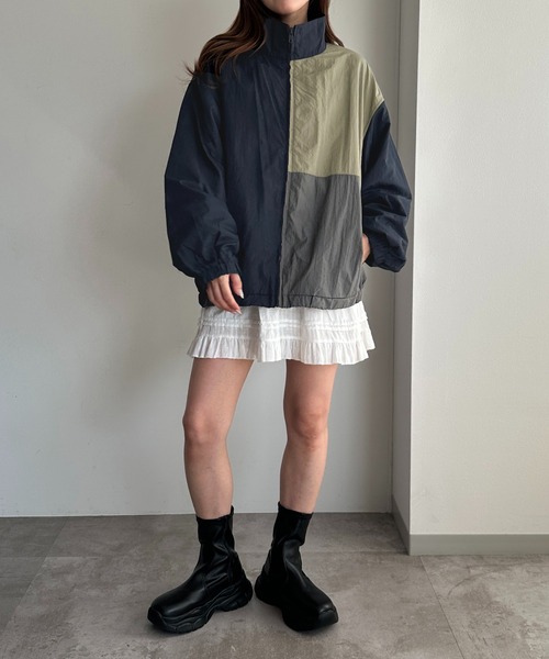 apres jour mignon(アプレジュールミニョン)の「配色ナイロンブルゾン(ブルゾン・レディース・ブラック/ネイビー・フリー/X-LARGE)」の13枚目の写真