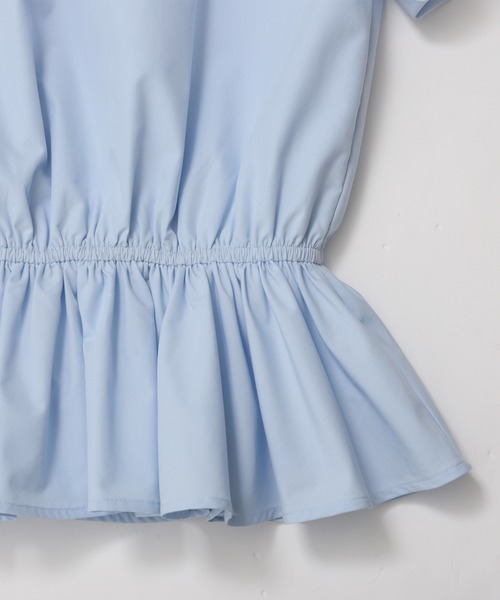 Fit more(フィットモア)の「オフショルバルーンスリーブペプラムトップス(シャツ/ブラウス・レディース・ブラック/ブルー/ホワイト・FREE)」の6枚目の写真