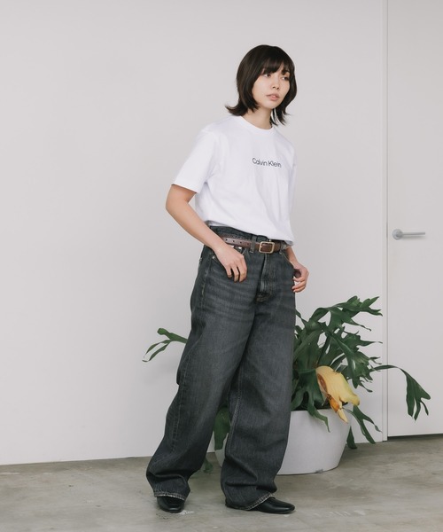 Calvin Klein(カルバン・クライン)の「Calvin Klein/カルバンクライン BAGGY REBEL SMOKE JEAN(デニムパンツ・メンズ・ブラック・32/30/28)」の19枚目の写真