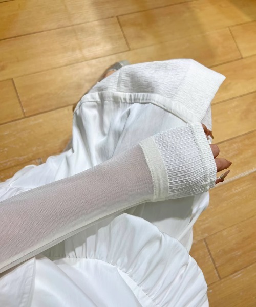 tageechita（タジチタ）の「【tageechita】異素材切替 シアーコンビ ロングスリーブプルオーバー（Tシャツ/カットソー・レディース・アイボリー・S/M/L）」の8枚目の写真