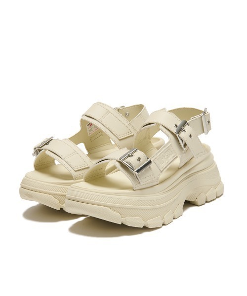 CONVERSE（コンバース）の「CONVERSE ALL STAR TREKWAVE SANDAL（コンバース オールスター　トレックウエーブ　サンダル）（サンダル・レディース・ブラック×ホワイト/ブラック/ホワイト系・22cm/23cm/24cm/25cm/26cm）」の2枚目の写真