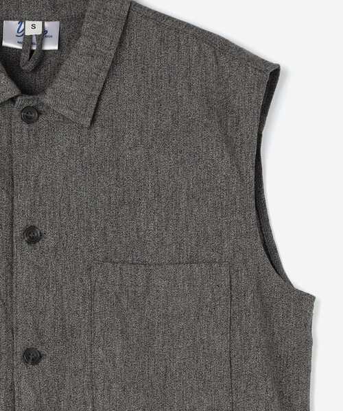 Yarmo（ヤーモ）の「Yarmo | ダンガリー スリーブレスボイラースーツ WOMEN（つなぎ/オールインワン・レディース・グレー・S）」の4枚目の写真