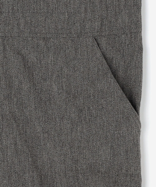 Yarmo（ヤーモ）の「Yarmo | ダンガリー スリーブレスボイラースーツ WOMEN（つなぎ/オールインワン・レディース・グレー・S）」の7枚目の写真