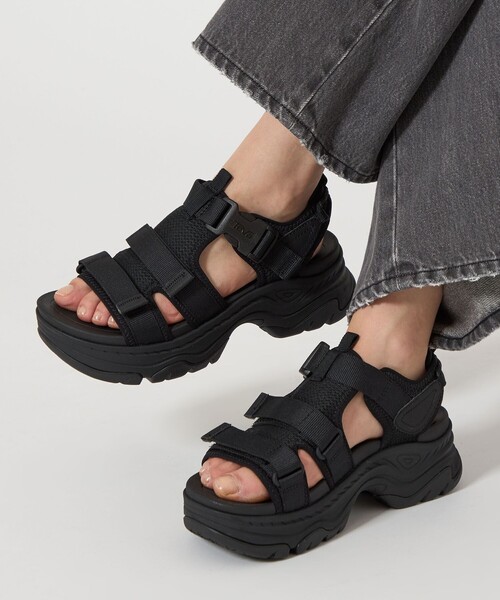 TEVA ハリケーン アンプソール　ガイラ Teva＞ハリケーン アンプソール ガイラ サンダル（サンダル