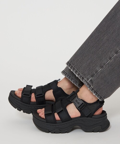 Teva(テバ)の「<Teva>ハリケーン アンプソール ガイラ サンダル(サンダル・レディース・オフホワイト/ブラック・5/7/6/8)」の6枚目の写真