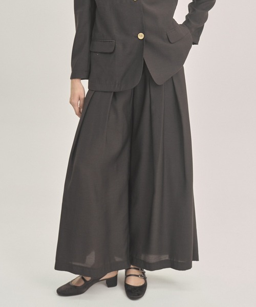 Muel Chic(ミュエルシック)の「Tung sheer pants タングシアーパンツ(その他パンツ・レディース・オフホワイト/ブラック/ライトブルー/ラベンダー・SMALL/MEDIUM)」の1枚目の写真