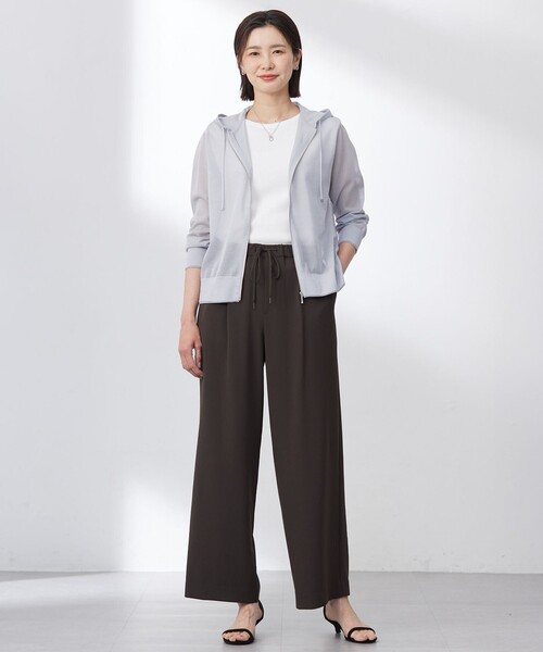 J.PRESS(ジェイプレス)の「【洗える・接触冷感・吸水速乾】Lightジョーゼット ワイド パンツ(その他パンツ・レディース・ダークブラウン系/ネイビー系/ベージュ系・T13/T15/T17)」の19枚目の写真