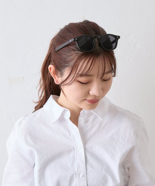 BIRTHDAY BAR(バースデイバー)の「ウェリントンサングラス(サングラス・レディース・サンドベージュ/ブラック・0)」の4枚目の写真