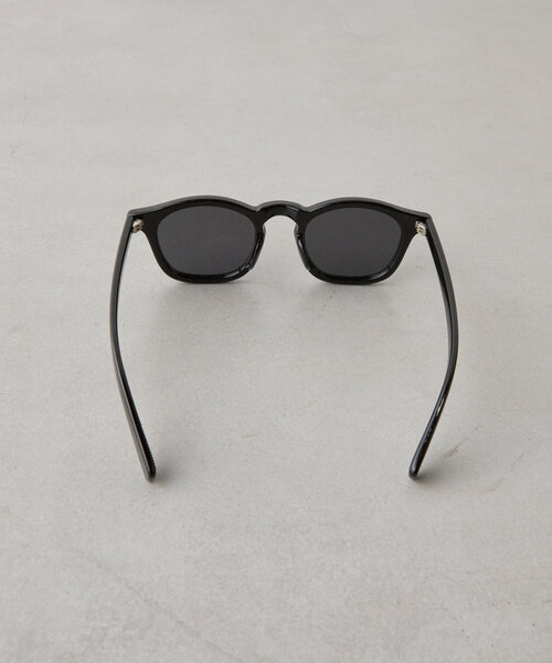 BIRTHDAY BAR(バースデイバー)の「ウェリントンサングラス(サングラス・レディース・サンドベージュ/ブラック・0)」の7枚目の写真