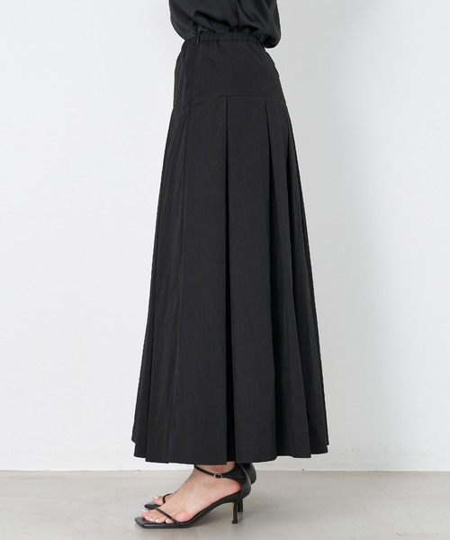 MICA&DEAL（マイカ＆ディール）の「タックボリュームスカート（スカート・レディース・ベージュ/ブラック/アイボリー・FREE）」の15枚目の写真