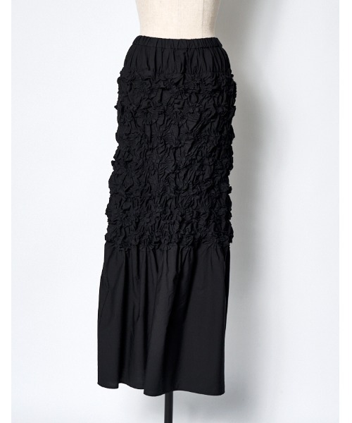 RUMCHE（ラムシェ）の「Cotton Shirring Skirt / コットンシャーリングスカート（スカート・レディース・ブラック・FREE）」の3枚目の写真
