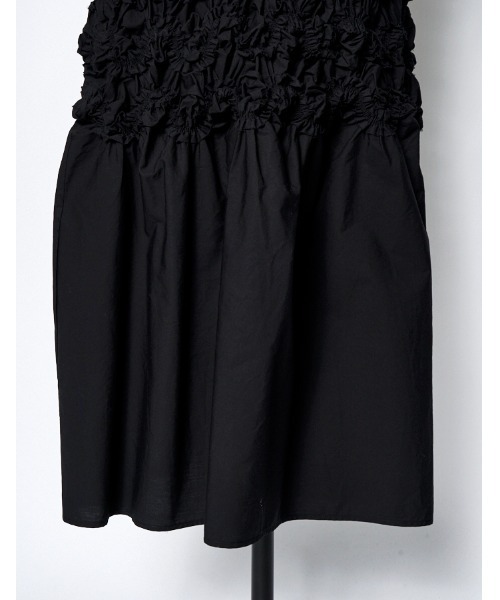RUMCHE（ラムシェ）の「Cotton Shirring Skirt / コットンシャーリングスカート（スカート・レディース・ブラック・FREE）」の7枚目の写真