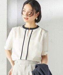 〈手洗い可能〉パイピング キーネック 半袖 ブラウス