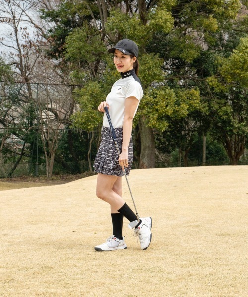 FILA GOLF（フィラゴルフ ）の「【FILA GOLF/フィラゴルフ】レディースショートパンツ　ゴルフ（その他パンツ・レディース・ホワイト/ブラック・XX-LARGE/X-LARGE/LARGE/MEDIUM/SMALL）」の3枚目の写真