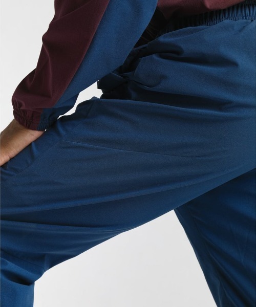 UMBRO(アンブロ)の「UMBRO THE THIRD LINED CLOTH PANTS(アンブロ THE THIRD ラインドクロスパンツ)(その他パンツ・メンズ・ブラック/ネイビー・MEDIUM/X-LARGE/LARGE)」の22枚目の写真