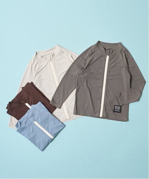 b・ROOM（ビールーム）の「【SWIM】【UV加工】フルジップメッシュラッシュガード（ラッシュガード・キッズ・ブルーグレー/チャコール/グレイッシュベージュ/ダークブラウン・130cm/110cm/100cm/120cm）」の5枚目の写真