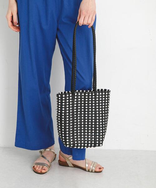 URBAN RESEARCH Sonny Label（アーバンリサーチサニーレーベル）の「メルカドトートバッグ（トートバッグ・レディース・ブラック系その他/ブラック/ホワイト・ONE）」の11枚目の写真