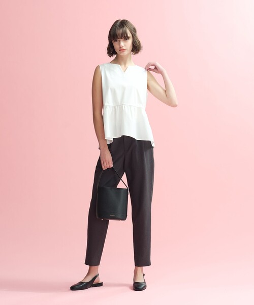 MACKINTOSH PHILOSOPHY（ﾏｯｷﾝﾄｯｼｭ ﾌｨﾛｿﾌｨｰ）の「サッカーテーパードパンツ（その他パンツ・レディース・チャコールグレー/ライトブルー/ダークネイビー・38/36/40）」の4枚目の写真