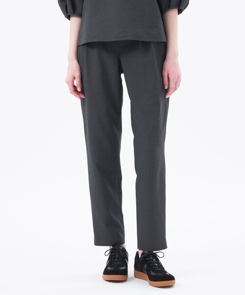 MACKINTOSH PHILOSOPHY（ﾏｯｷﾝﾄｯｼｭ ﾌｨﾛｿﾌｨｰ）の「サッカーテーパードパンツ（その他パンツ・レディース・チャコールグレー/ライトブルー/ダークネイビー・38/36/40）」の17枚目の写真