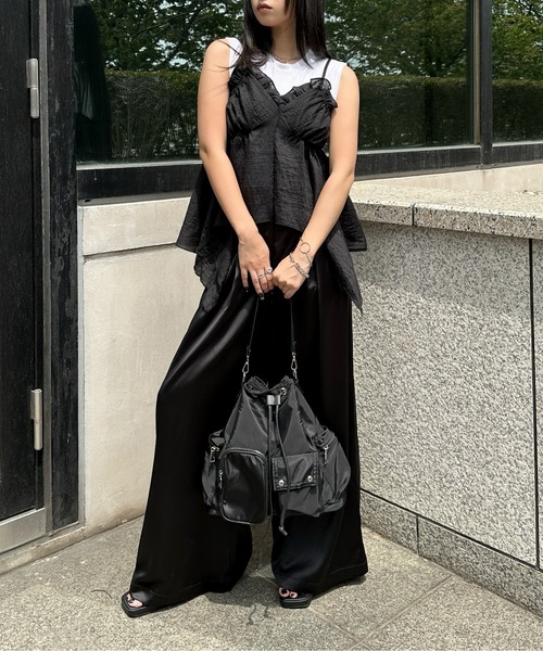 LVEU.(ラブユ.)の「【LVEU.】マルチウェイユーティリティバッグ / バッグ BAG 鞄 ショルダー 巾着 2way ポケット ナイロン ブラック ZOZOTOWN限定(ショルダーバッグ・レディース・ブラック・FREE)」の5枚目の写真