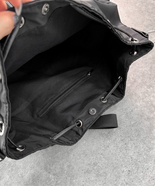 LVEU.(ラブユ.)の「【LVEU.】マルチウェイユーティリティバッグ / バッグ BAG 鞄 ショルダー 巾着 2way ポケット ナイロン ブラック ZOZOTOWN限定(ショルダーバッグ・レディース・ブラック・FREE)」の16枚目の写真