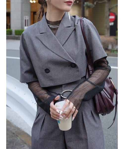rienda（リエンダ）の「リネンライククロップドハーフスリーブジャケット 春服（テーラードジャケット・レディース・ベージュ/グレー・FREE）」の4枚目の写真