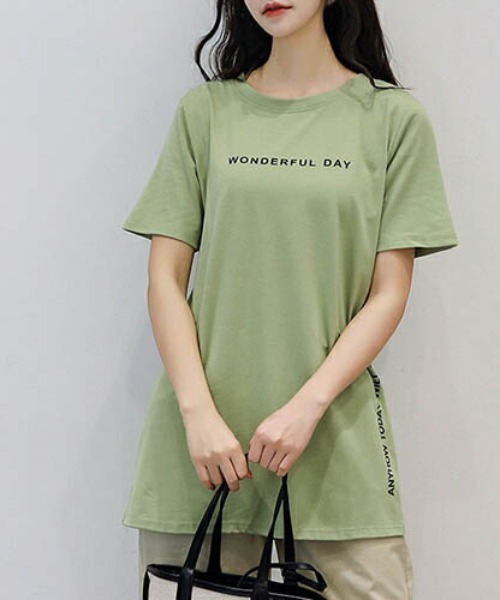 maison de LATIR（メゾンドラティール）の「1枚でもレイヤードとしても使える長さのあるチュニックTシャツ（Tシャツ/カットソー・レディース・ホワイト/ブラック/グレー/ブラウン/グリーン・M/L/XL）」の5枚目の写真