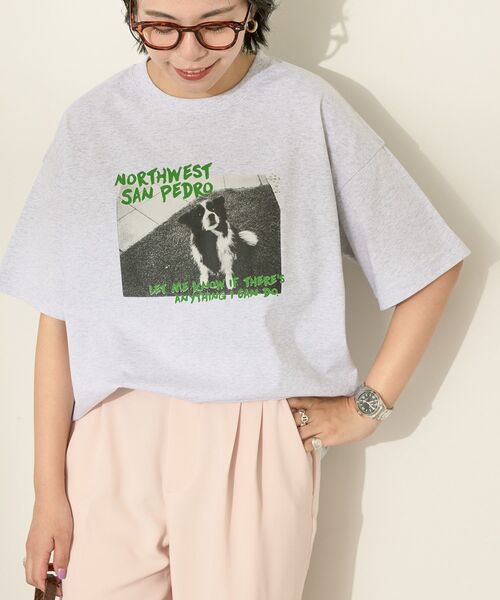 AMERICAN HOLIC(アメリカンホリック)の「Dog フォトプリントTシャツ(Tシャツ/カットソー・レディース・ブラック/オフホワイト/杢グレー・M/L)」の4枚目の写真