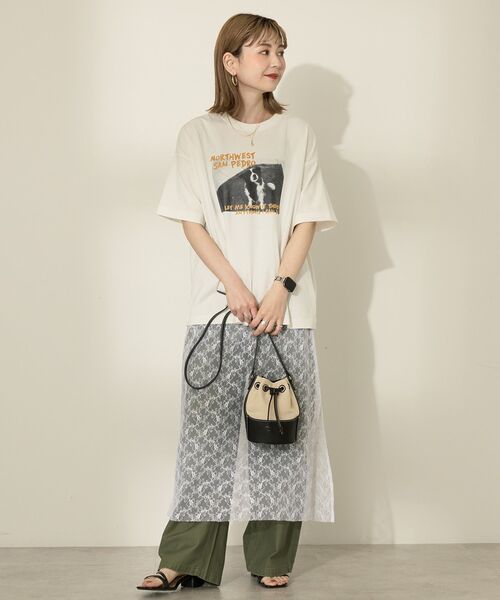 AMERICAN HOLIC(アメリカンホリック)の「Dog フォトプリントTシャツ(Tシャツ/カットソー・レディース・ブラック/オフホワイト/杢グレー・M/L)」の17枚目の写真