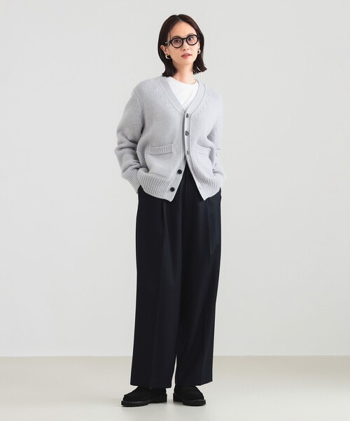 Demi-Luxe BEAMS（デミルクス ビームス）の「【別注】SLOANE / 5ゲージ Vネック カーディガン（カーディガン/ボレロ・レディース・グレー/イエロー・1/2）」の3枚目の写真