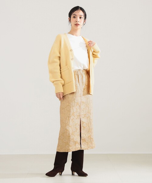 Demi-Luxe BEAMS（デミルクス ビームス）の「【別注】SLOANE / 5ゲージ Vネック カーディガン（カーディガン/ボレロ・レディース・グレー/イエロー・1/2）」の9枚目の写真