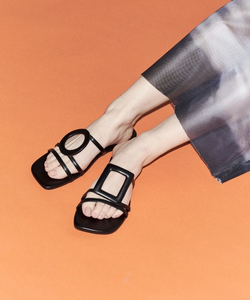Solace（ソレイス）の「サークルスクエアサンダル（サンダル・レディース・ブラック・S/M/L）」の13枚目の写真