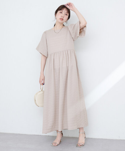 natural couture（ナチュラルクチュール）の「【WEB限定】シャーリングチェックパフスリーブワンピース（ワンピース・レディース・ブラック/ベージュ/ラベンダー/グリーン系その他・FREE）」の11枚目の写真