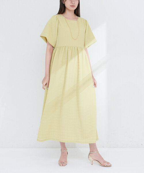 natural couture(ナチュラルクチュール)の「【WEB限定】シャーリングチェックパフスリーブワンピース(ワンピース・レディース・ブラック/ベージュ/ラベンダー/グリーン系その他・FREE)」の17枚目の写真