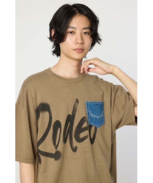 RODEO CROWNS WIDE BOWL(ロデオクラウンズワイドボウル)の「メンズスプレーロゴニットトップス(ニット/セーター・メンズ・ライトカーキ/アイボリー/チャコールグレー・LARGE/MEDIUM)」の10枚目の写真