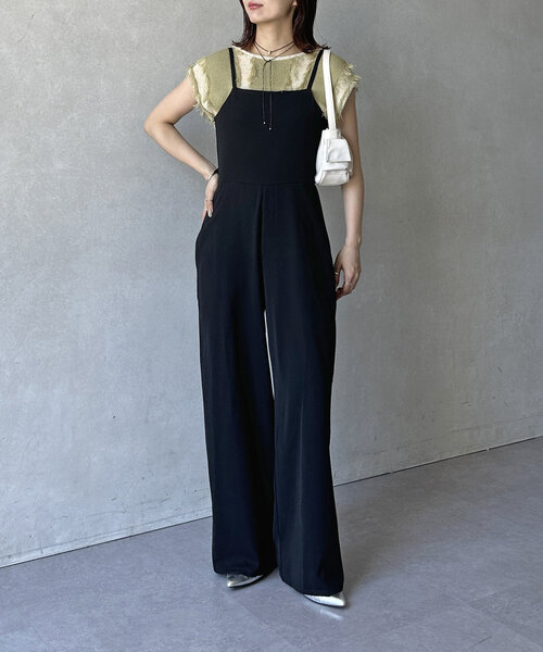 Thevon（ゼボン）の「スクエアネックキャミサロペット（つなぎ/オールインワン・レディース・ブラック/ベージュ・M）」の2枚目の写真