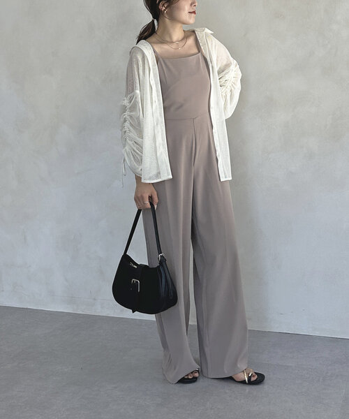 Thevon（ゼボン）の「スクエアネックキャミサロペット（つなぎ/オールインワン・レディース・ブラック/ベージュ・M）」の11枚目の写真