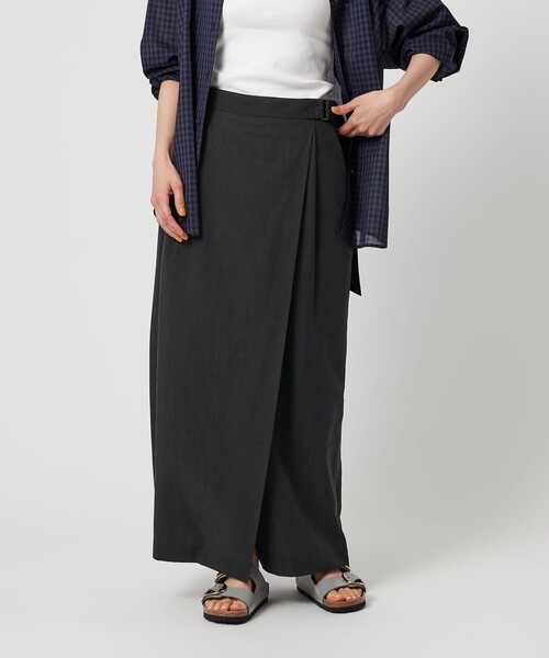 BEAUTY&YOUTH UNITED ARROWS（ビューティーアンドユースユナイテッドアローズ）の「セルロースブレンド ベルトラップスカート（スカート・レディース・ダークグレー/ナチュラル/ブラック・XS/S/M）」の4枚目の写真