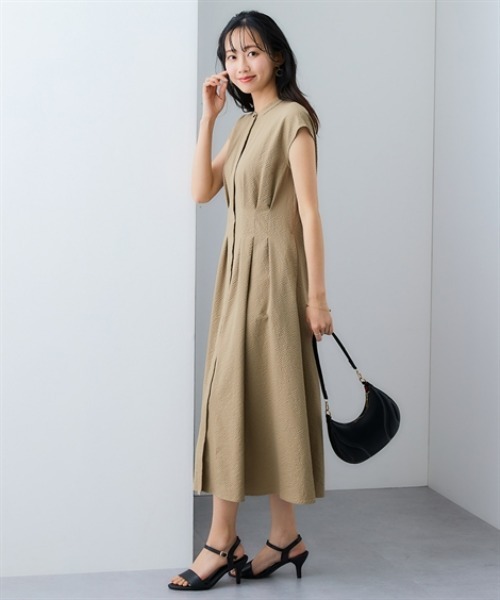 7days Life Styling（セブンデイズライフスタイリング）の「シアサッカータックデザインノースリーブシャツワンピース（ワンピース・レディース・ベージュ/チャコール・M/L/LL）」の7枚目の写真