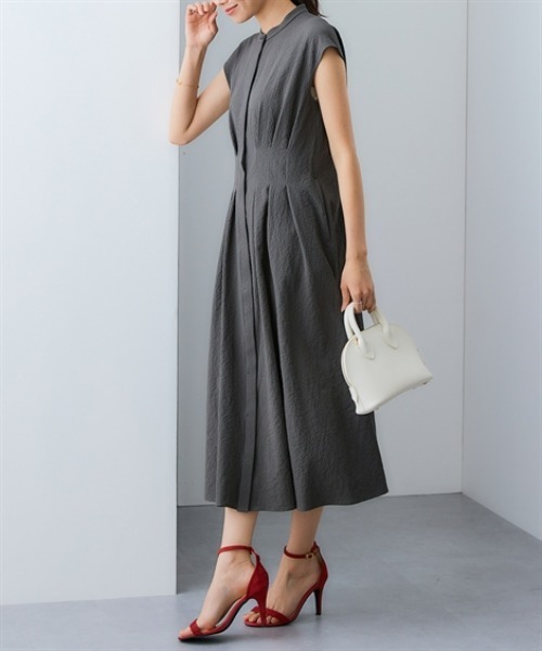 7days Life Styling（セブンデイズライフスタイリング）の「シアサッカータックデザインノースリーブシャツワンピース（ワンピース・レディース・ベージュ/チャコール・M/L/LL）」の11枚目の写真