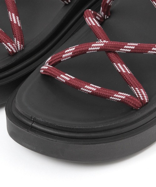 studio CLIP(スタディオクリップ)の「軽らくコードサンダル(サンダル・レディース・ブラック/レッド・MEDIUM/LARGE)」の21枚目の写真