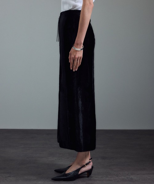 SALON adam et rope'(サロン アダム エ ロペ)の「ポニーヘアータイトスカート(スカート・レディース・ブラック・M/S)」の10枚目の写真