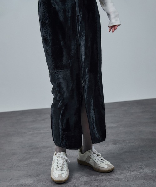 SALON adam et rope'(サロン アダム エ ロペ)の「ポニーヘアータイトスカート(スカート・レディース・ブラック・M/S)」の5枚目の写真