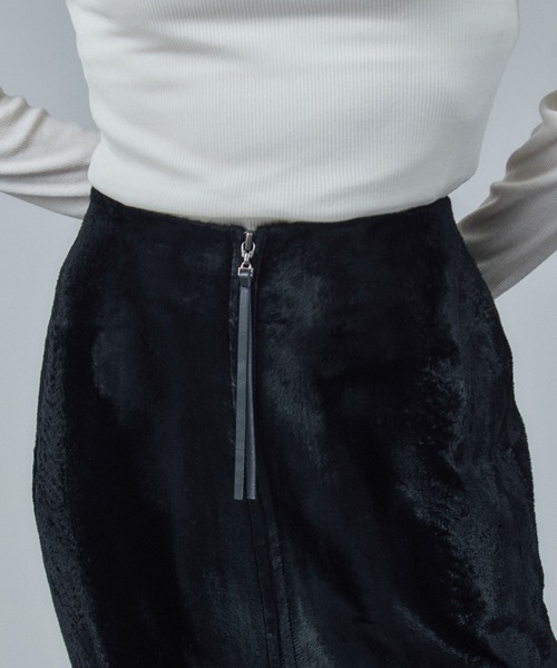 SALON adam et rope'(サロン アダム エ ロペ)の「ポニーヘアータイトスカート(スカート・レディース・ブラック・M/S)」の7枚目の写真